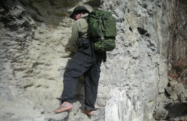 Prevent Making Headlines with a Day-Hike Kit